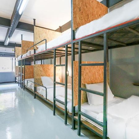 Oyo 823 Oliver'S Hostel (Adults Only) Ban Khlong Nang Li Luaran gambar